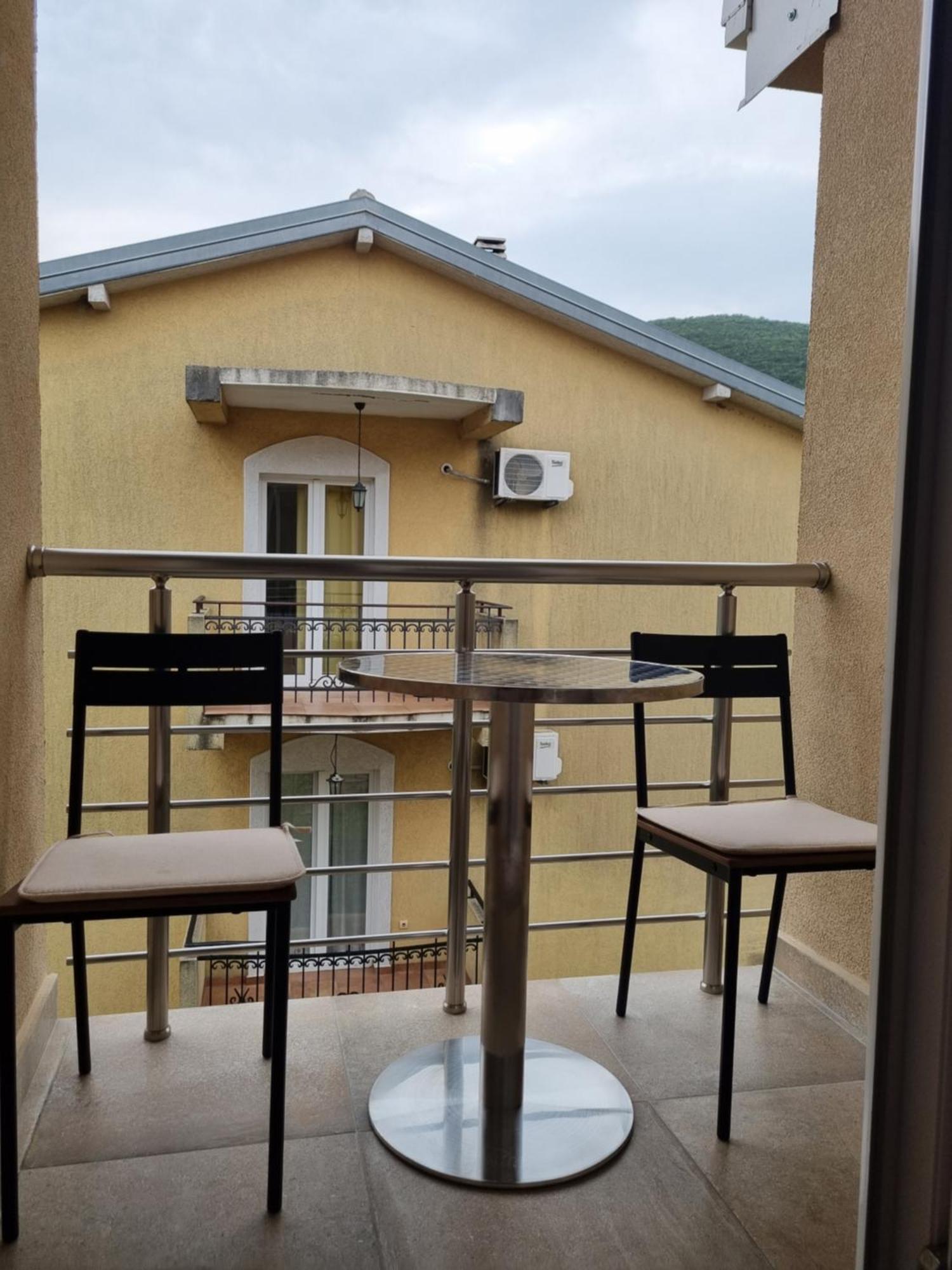 Apartmani Mihailovic Budva Exteriör bild