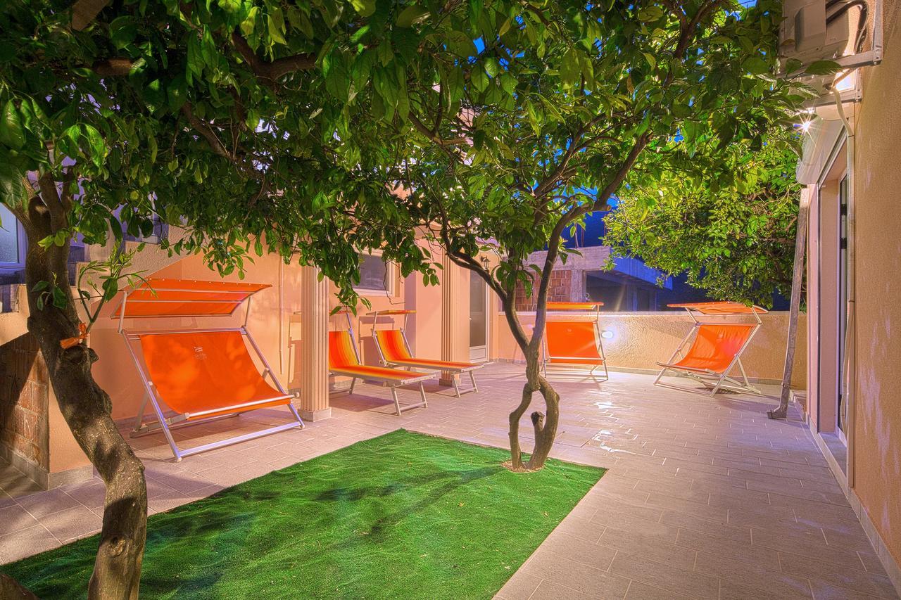 Apartmani Mihailovic Budva Exteriör bild